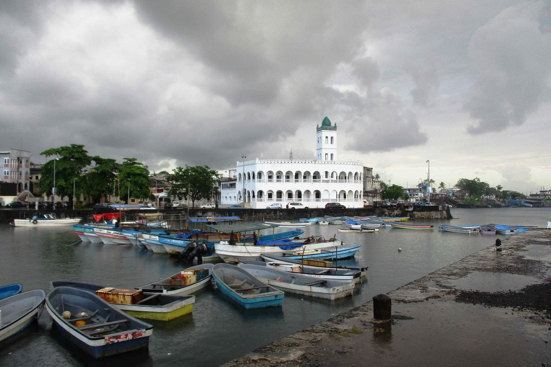 Mosquée du vendredi et vieux port de Moroni, Grande Comore